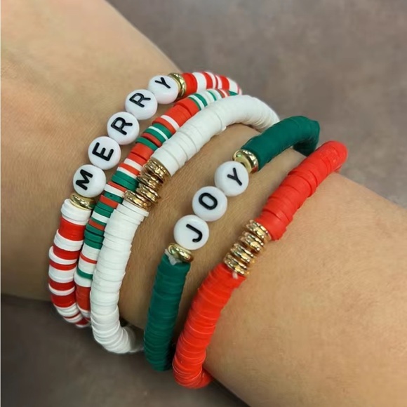 Holiday Bracelet Gift Set - Picture 1 of 4